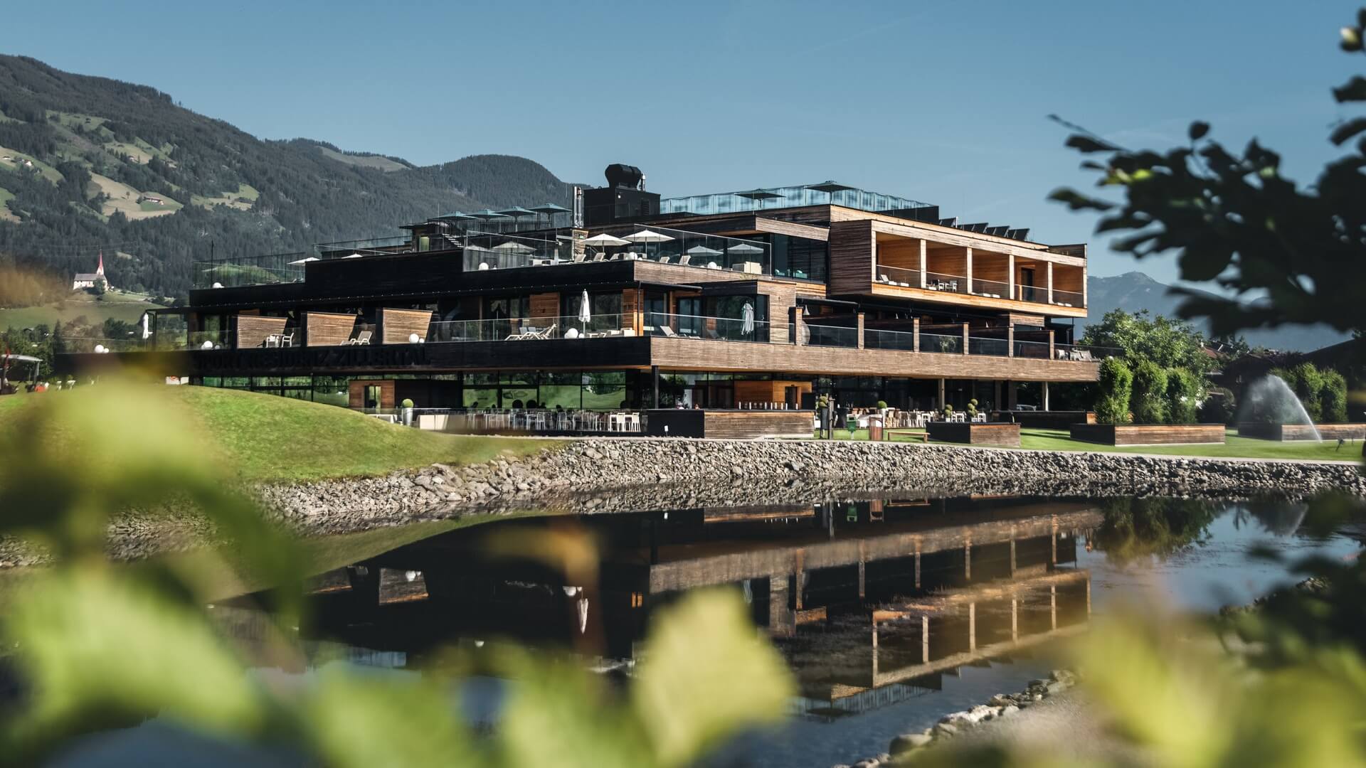 Sommeransicht-1-Sportresidenz Zillertal